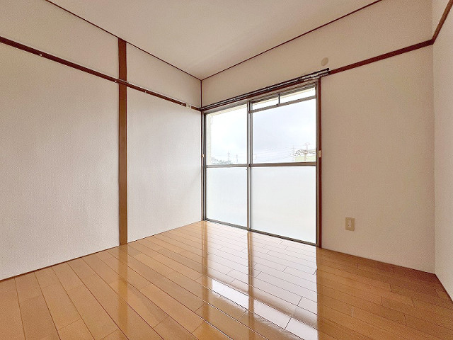 部屋４