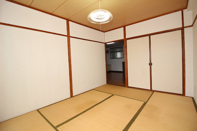 部屋４