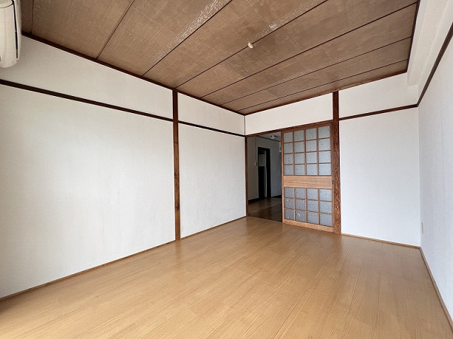部屋２