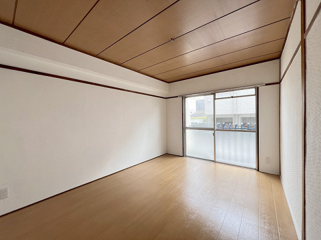 部屋３