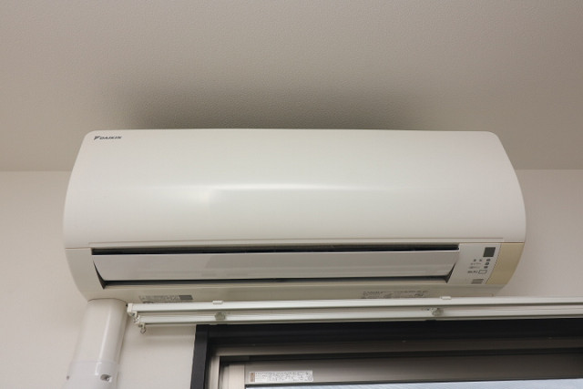 冷暖房器具