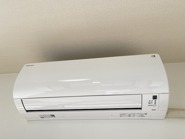 冷暖房器具