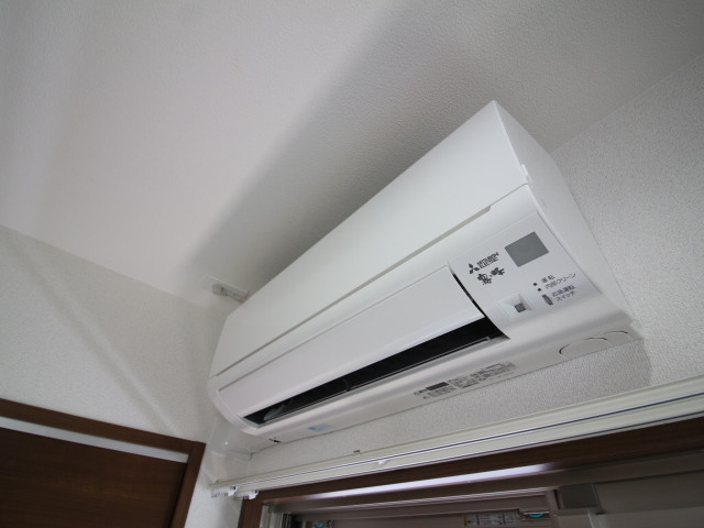 冷暖房器具