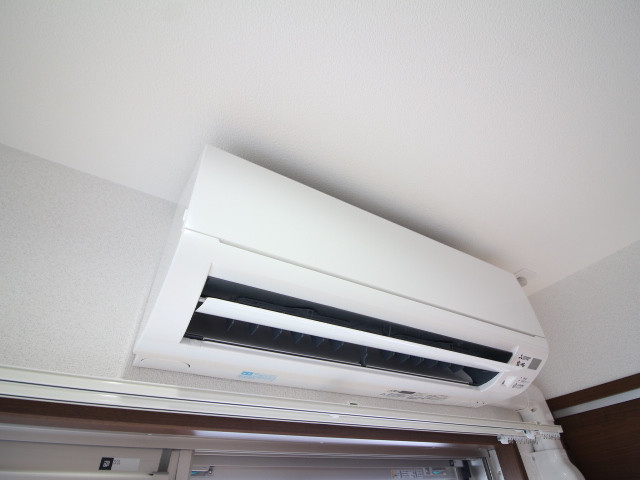 冷暖房器具