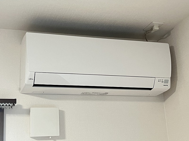 冷暖房器具