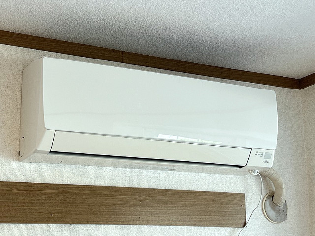 冷暖房器具