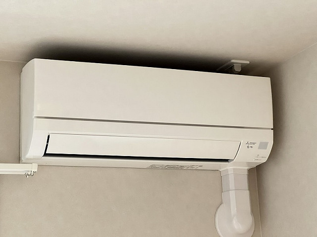 冷暖房器具
