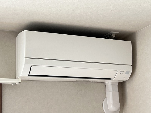 冷暖房器具