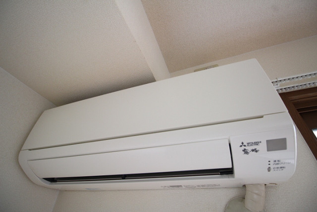 冷暖房器具