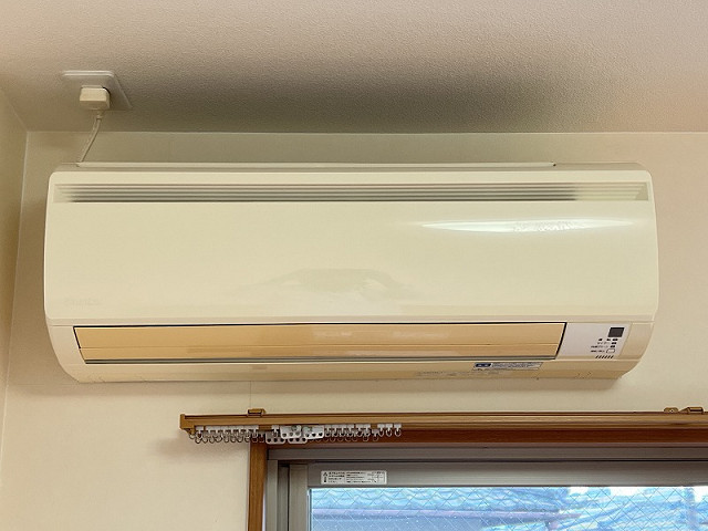 冷暖房器具