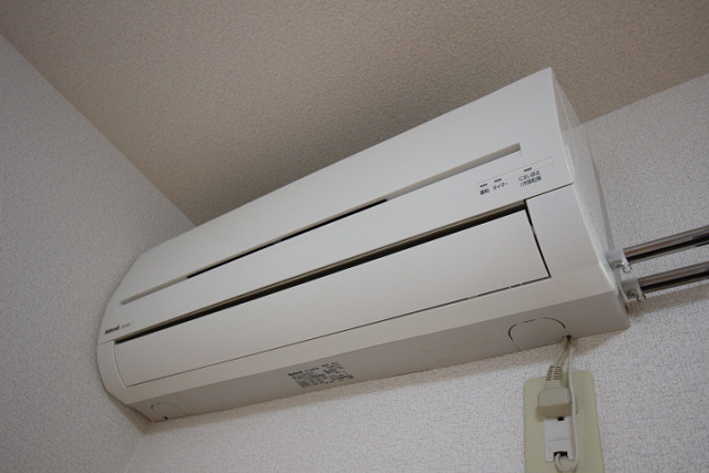 冷暖房器具