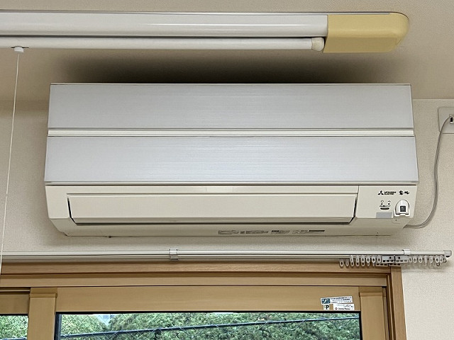 冷暖房器具