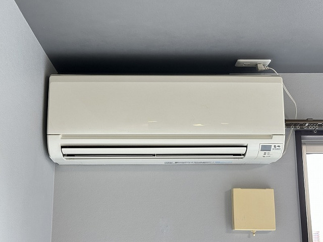 冷暖房器具