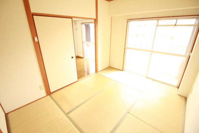 部屋４