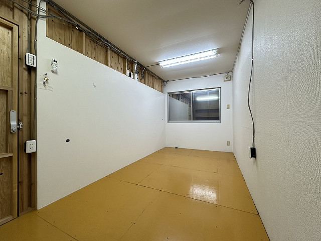 部屋４