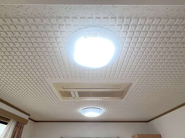 冷暖房器具