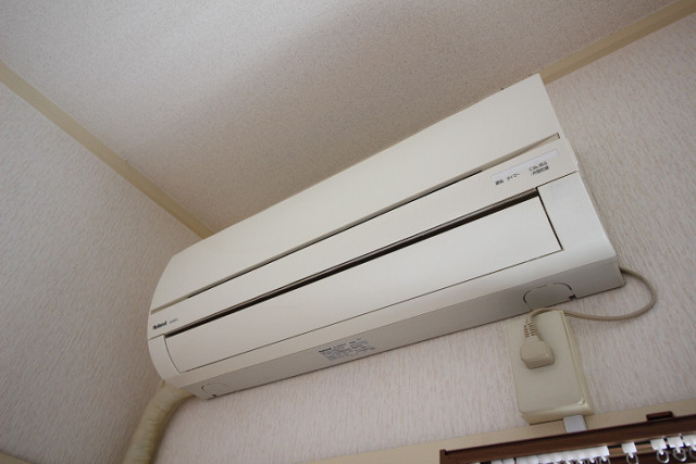 冷暖房器具