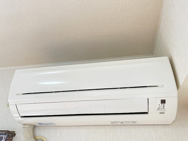 冷暖房器具