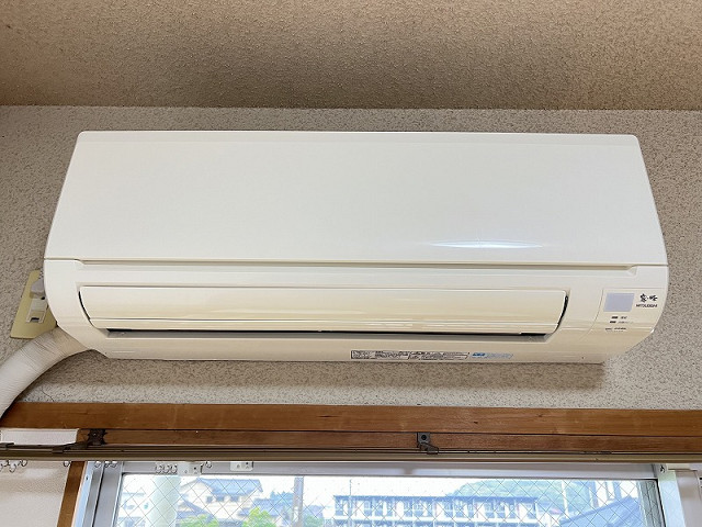 冷暖房器具