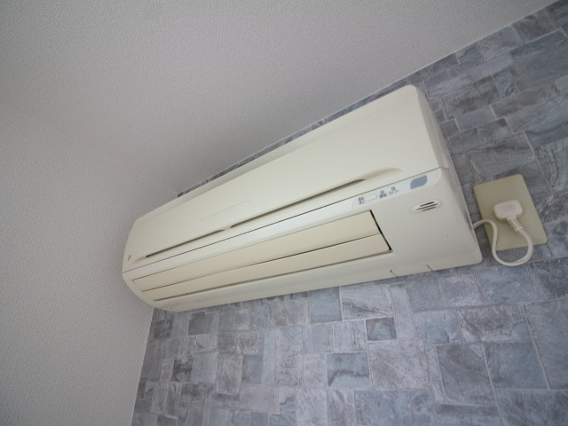 冷暖房器具