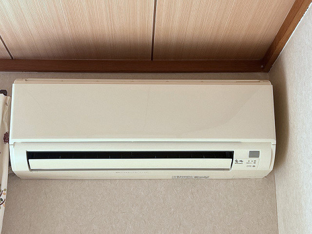 冷暖房器具