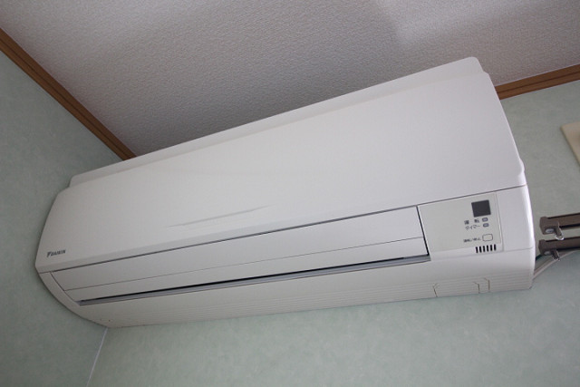 冷暖房器具