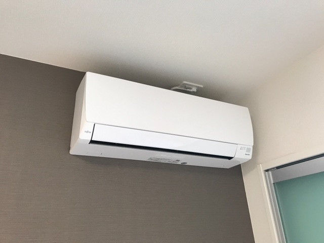 冷暖房器具