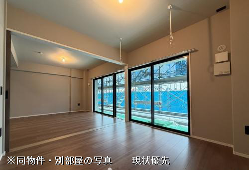 部屋４