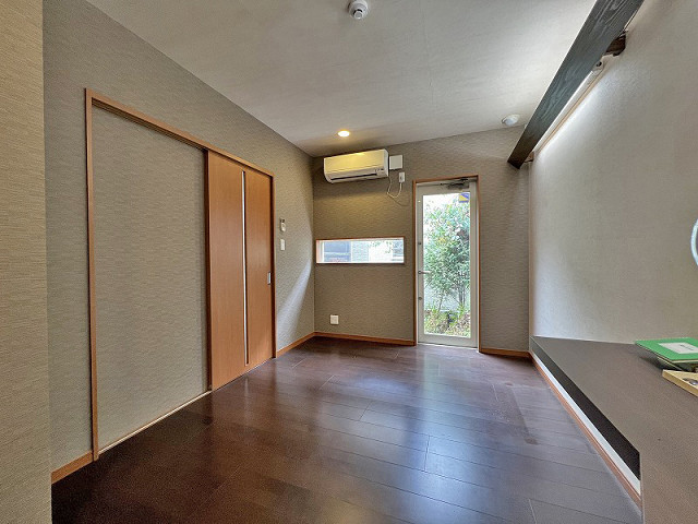 部屋４