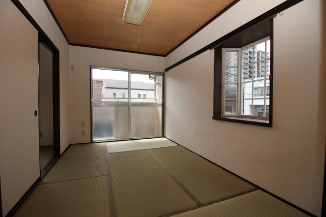 部屋４