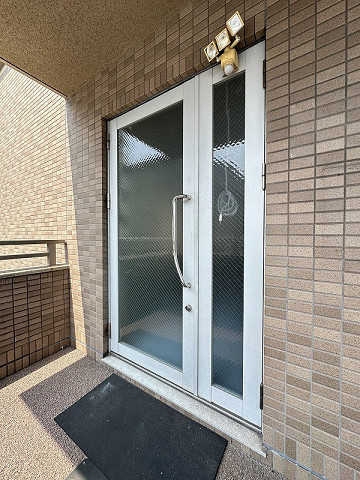 玄関３