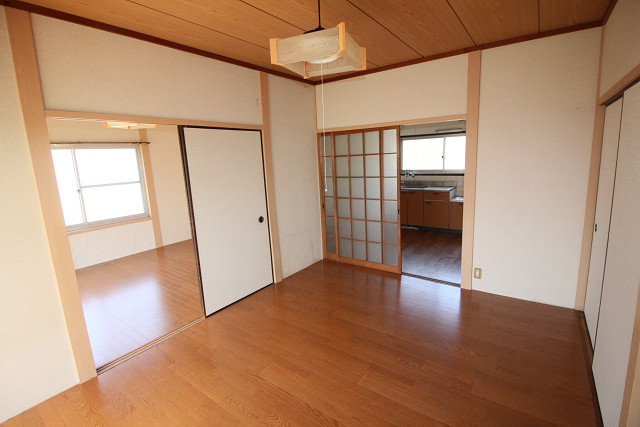 部屋４