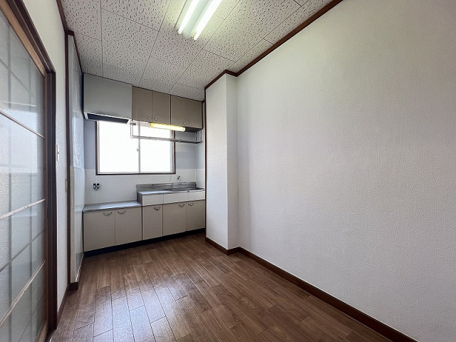 部屋４