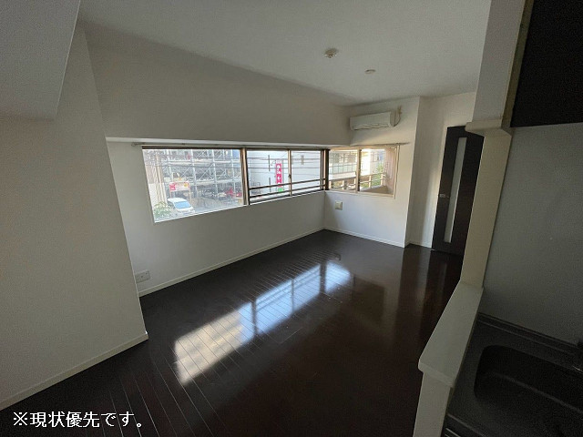 部屋４