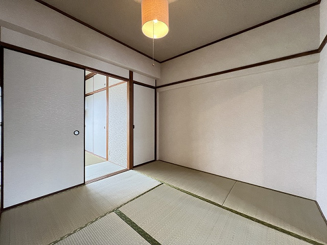 部屋４