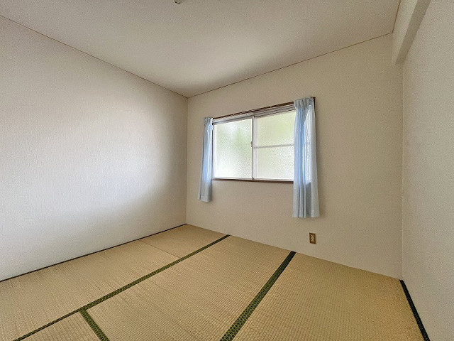 部屋４