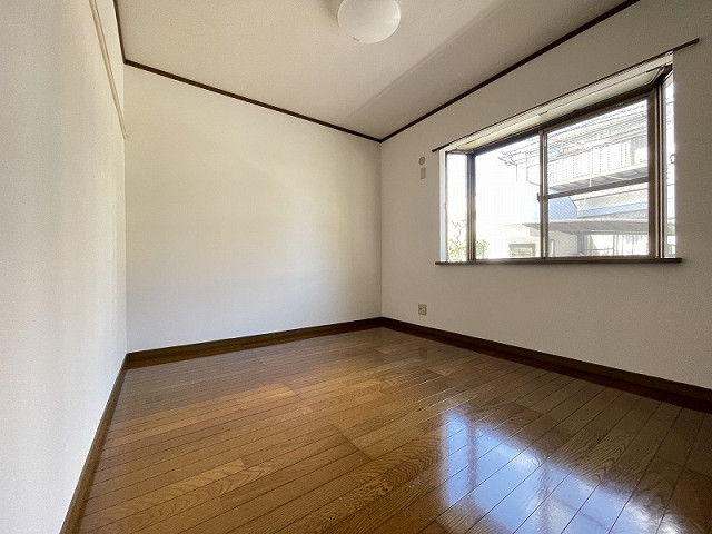部屋４