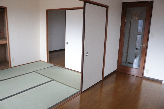 部屋４