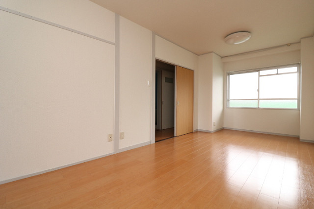 部屋４
