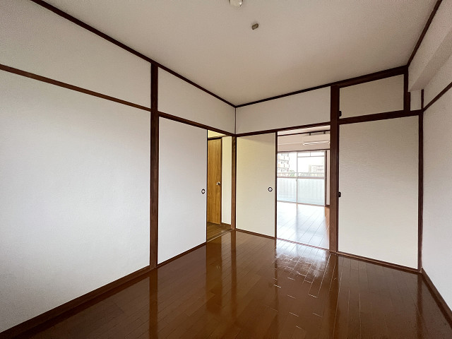 部屋４