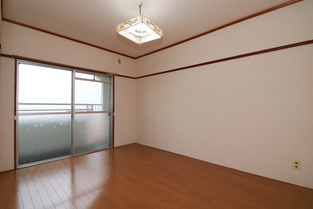 部屋４