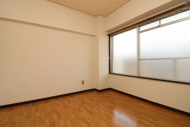 部屋４