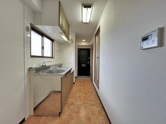 部屋４