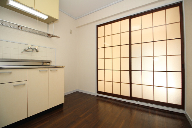 部屋４