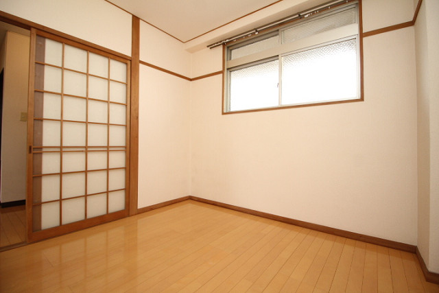 部屋４