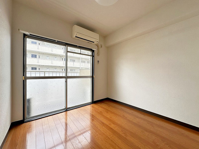 部屋４