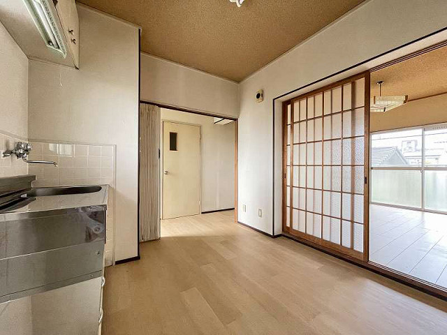 部屋４