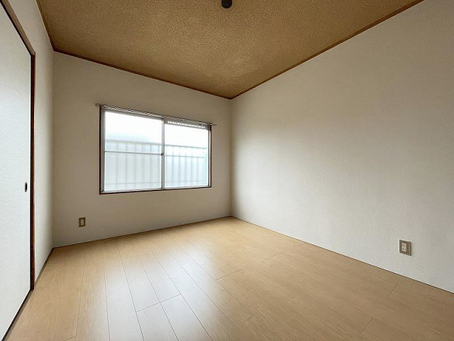 部屋４