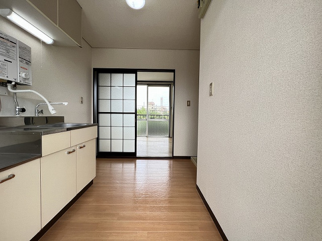 部屋４