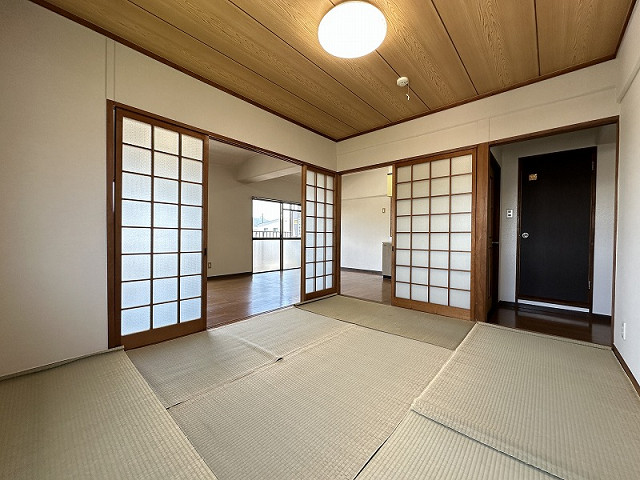 部屋４